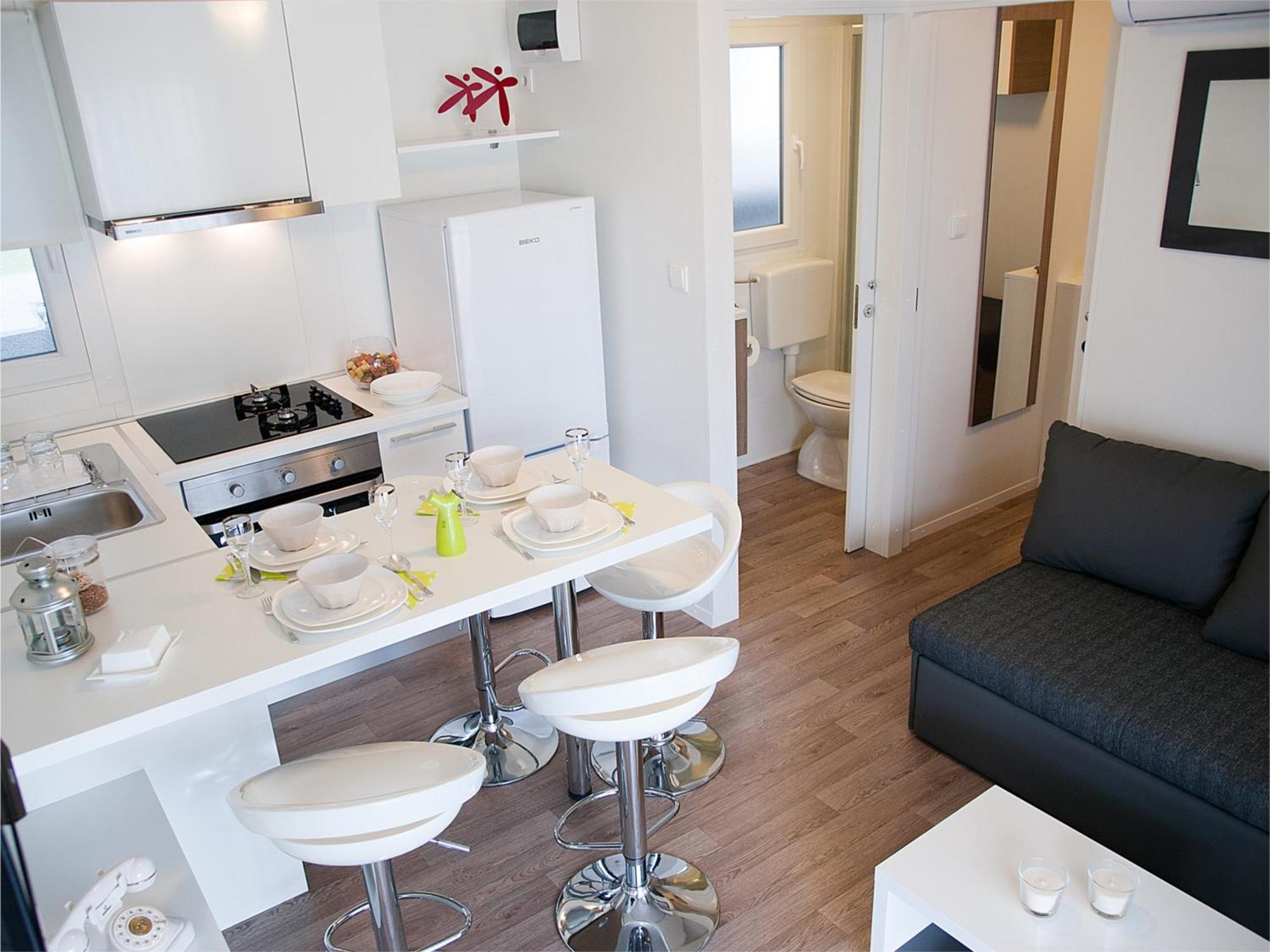 Micanovi Dvori Mobile Home Village Zrmanja โอเบรอควาซ ห้อง รูปภาพ
